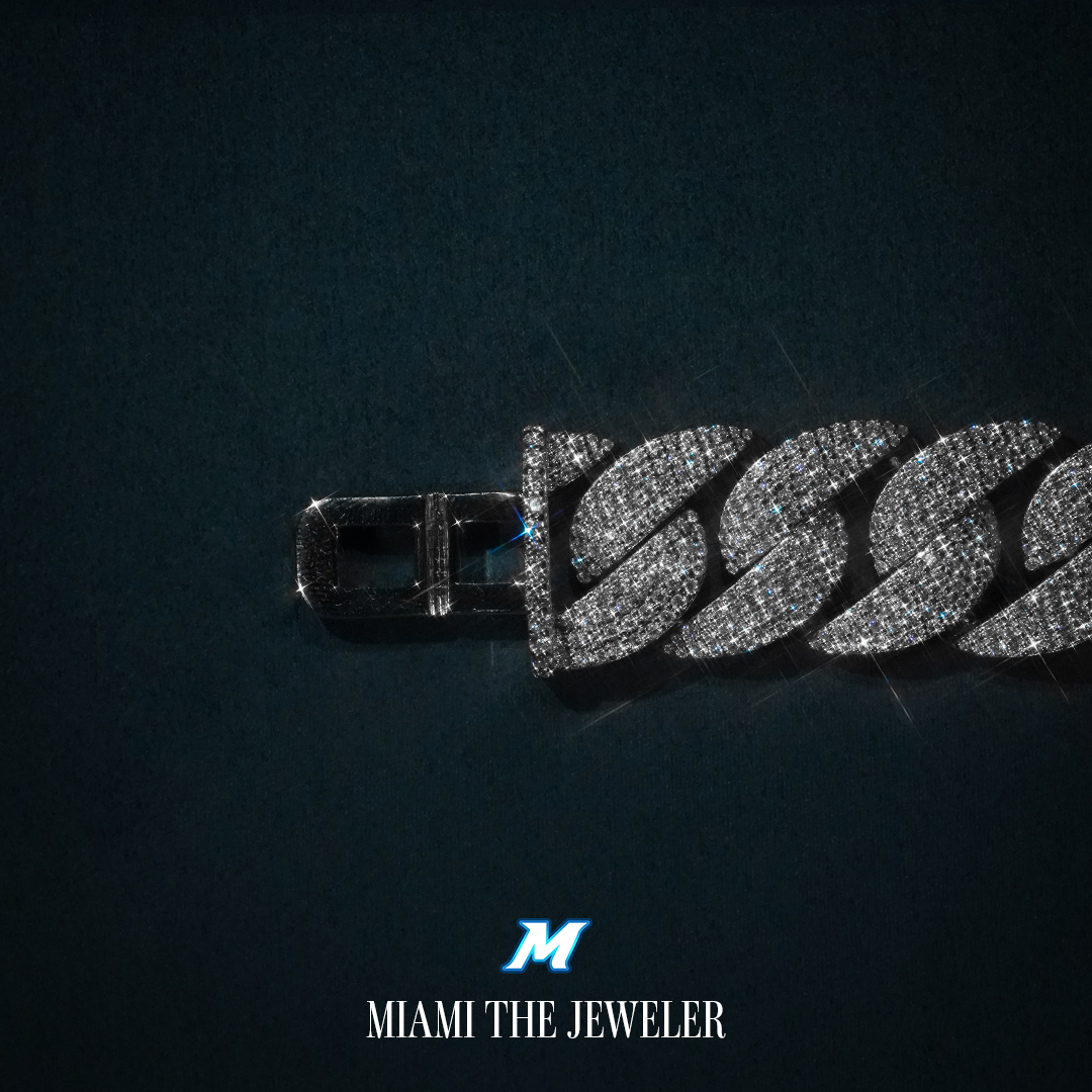 Moissanite Miami Cuban Bracelet [22mm] - Miami The Jeweler