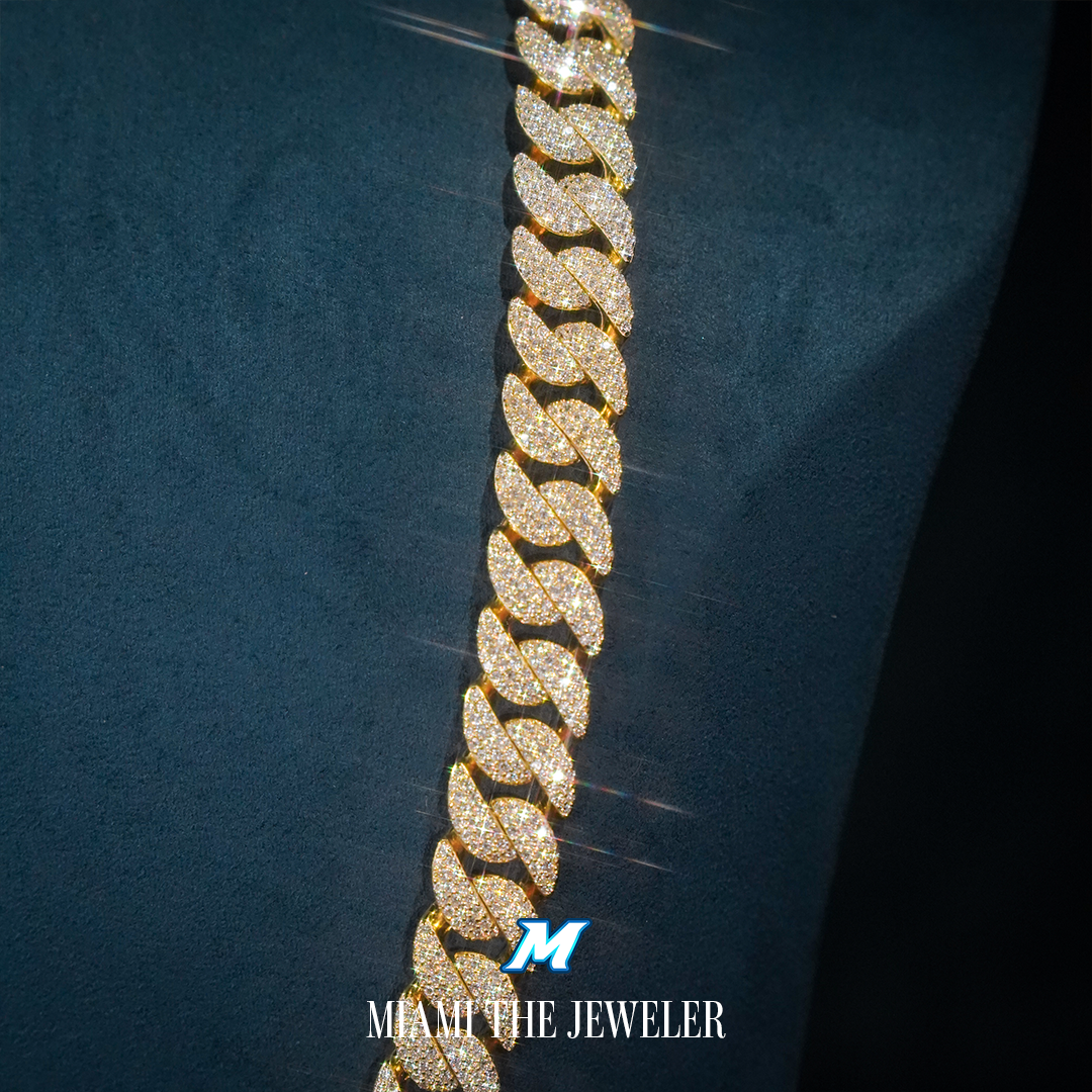 Moissanite Miami Cuban Chain [10mm] - Miami The Jeweler